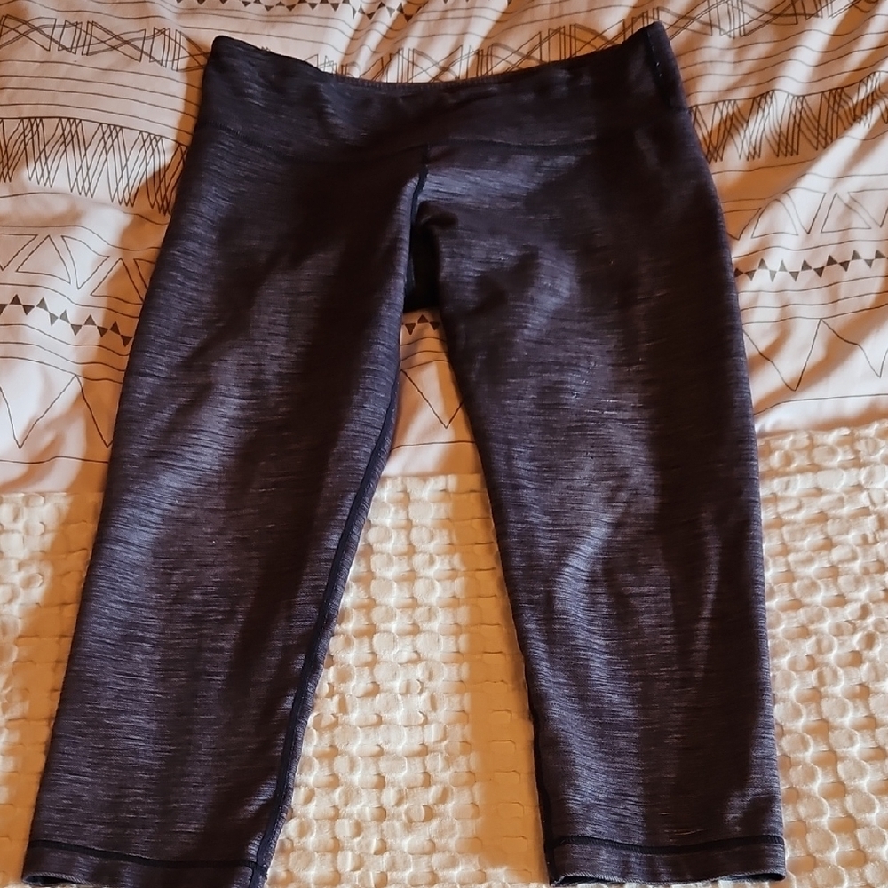 Lululemon Active Capri Leggings - Purple Heather Size 8